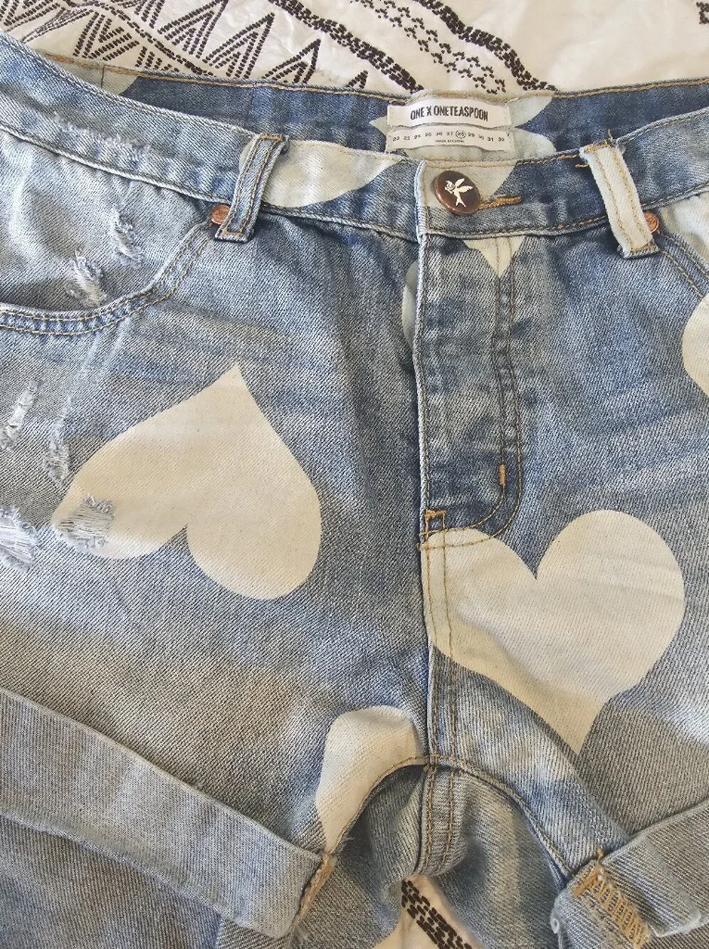 One Teaspooon Light Blue Blue Print Hearts Distressed Denim Shorts Size 28